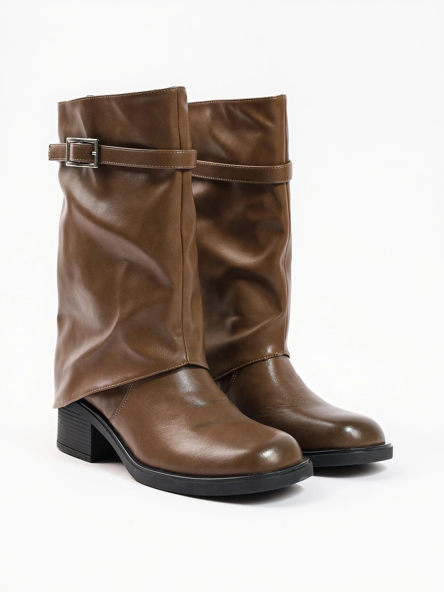 Сапоги укороченные с отворотом цвета хаки